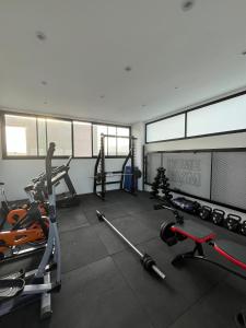 Phòng/tiện nghi tập thể dục tại Monoambiente Alto 20 II