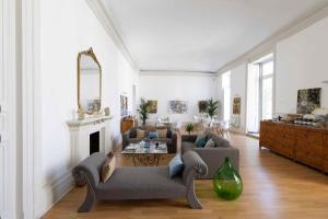 Χώρος καθιστικού στο Divisi Suites & SPA
