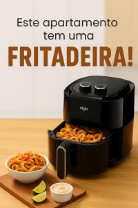 a slow cooker on a table with a bowl of food at Refúgio Flat Hotel Veredas Rio Quente - HotPark Caldas in Rio Quente