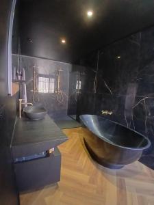 Billede fra billedgalleriet på Love Room sexy à Reims i Reims