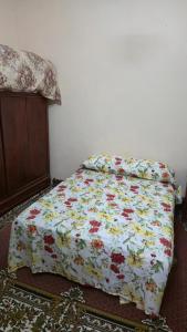 Ένα ή περισσότερα κρεβάτια σε δωμάτιο στο Benaliem house +2 φωτογραφίες