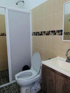 Ένα μπάνιο στο Hotel Bambu