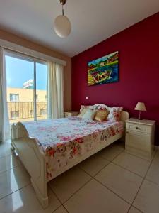 Postel nebo postele na pokoji v ubytování Beautiful Apartment near the Sea