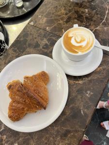 Φαγητό σε αυτό το διαμέρισμα ή κάπου εκεί κοντά