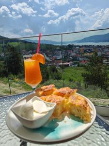 Gallery image of Вилно селище PARADISE VIEW in Sarnitsa