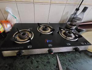 Ảnh trong thư viện ảnh của Private Room in Thane At ovale naka ở Thane