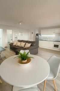 Η κουζίνα ή μικρή κουζίνα στο Luxury house with private barbecue and VIP services +9 φωτογραφίες