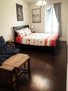 Postel nebo postele na pokoji v ubytování Maison Montplaisir