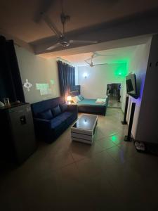 a living room with a couch and a table at Rent Mombassa Mtwapa Kenya 2people in Bardejov