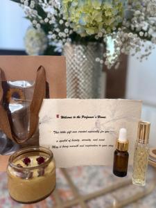 Φωτογραφία από το άλμπουμ του The Perfumers House Hot Tub, near the Beach FLORIDA ST PETERSBURG σε St Petersburg