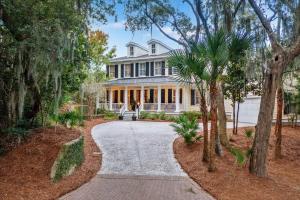 Κήπος έξω από το HH2482: 2482 High Hammock Road