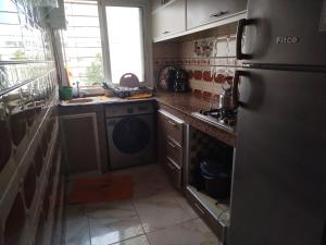 Η κουζίνα ή μικρή κουζίνα στο Appartement Salé Doha Layayda