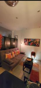 Khu vực ghế ngồi tại StudioRD Copacabana 250m da praia esquina com a Rua do Copacabana Palace Rodolfo Dantas