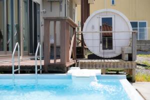 Πισίνα στο ή κοντά στο Hanare AOZORA +60 φωτογραφίες