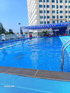 Πισίνα στο ή κοντά στο HOTEL MOTeL Đồng Khởi