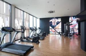 Fitness centrum a/nebo fitness zařízení v ubytování WANida Suite At Al Waqaf Resident Bandar Baru Tunjung