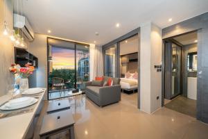 Χώρος καθιστικού στο 5 Stars Facilities Condo Kamala Beach