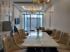 TV a/nebo společenská místnost v ubytování The Connect Villa - Vũng Tàu