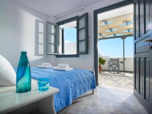 Fotografie z fotogalerie ubytování Galanis Rooms v destinaci Adamas + 14 fotografií