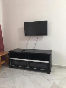 TV a/nebo společenská místnost v ubytování Gorly beach Blok A