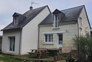 Το κτήριο όπου στεγάζεται  η παραθεριστική κατοικία