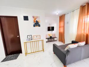 Μια τηλεόραση ή/και κέντρο ψυχαγωγίας στο JMary's Stayhouse