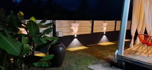 Imagen de la galería de Mini-villa entre montagne et mer, en Goyave