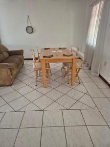 Posezení v ubytování Countryside Garden Cottage, Sleeps 2 + 4 fotografie