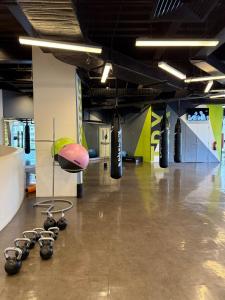 Γυμναστήριο ή/και όργανα γυμναστικής στο The Mandaluxe comfort with skyline view 45th floor +16 φωτογραφίες