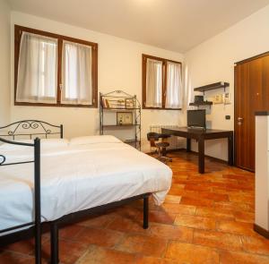 Ένα ή περισσότερα κρεβάτια σε δωμάτιο στο Mentana Flat, Centro Storico
