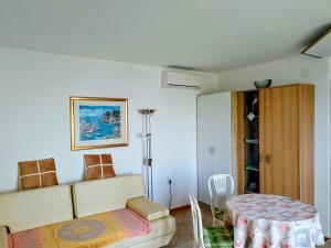 Et opholdsområde på Apartments Zlatko + 43 billeder