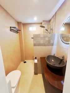 Ένα μπάνιο στο Makadal'Eau Boutique Resort