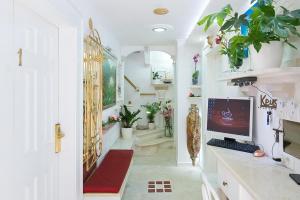 TV a/nebo společenská místnost v ubytování Mia Casa Dubrovnik