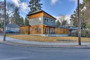 a house on the side of a street at Urban Roundabout in Bend
