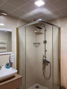 Koupelna v ubytování Ayder Hotel