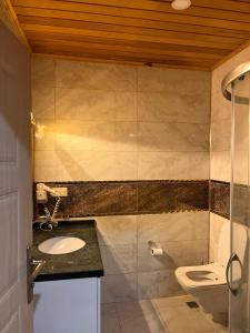 Koupelna v ubytování Ayder Hotel