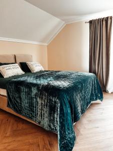 Ένα ή περισσότερα κρεβάτια σε δωμάτιο στο Willow32 Chalet +35 φωτογραφίες