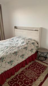 Ένα ή περισσότερα κρεβάτια σε δωμάτιο στο Elegant and cozy city center B&B