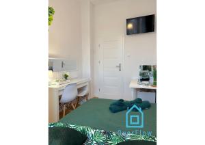 Μια τηλεόραση ή/και κέντρο ψυχαγωγίας στο Jungle Room Old Town Gdansk