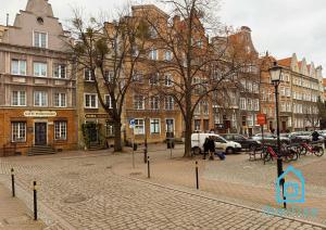 Η γειτονιά γύρω από ή μία γειτονιά κοντά σε αυτό το δωμάτιο σε οικογενειακή κατοικία