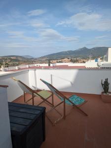 Nespecifikovaný výhled na hory nebo výhled na hory při pohledu z apartmánu + 4 fotografie