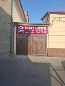 Budova, kde se hostel nachází