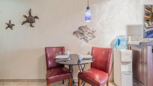 Gallery image of Shore To Please Penthouse Beautiful Oceanfront Condo in Puerto Peñasco