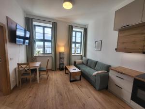 Kuchyň nebo kuchyňský kout v ubytování Apartamenty Kopernika41pl - parking, dostęp na kod, klimatyzacja, winda