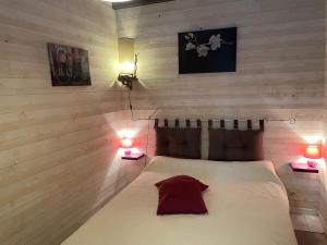 Postel nebo postele na pokoji v ubytování Gîte de ressource