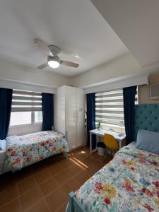 Ένα ή περισσότερα κρεβάτια σε δωμάτιο στο Serene Stay Woodlands 2BR +15 φωτογραφίες