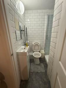 Imagen de la galería de Spacious Stay in the Heart of the Town, en Moffat 9 fotos más