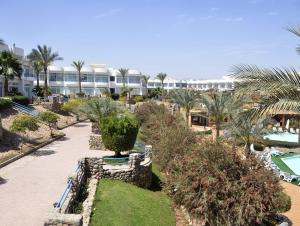 Bazén v ubytování Queen Sharm Aqua Park Hotel nebo v jeho okolí