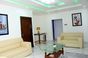 Χώρος καθιστικού στο Olu +1 φωτογραφίες