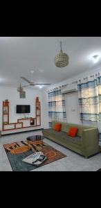 Μια τηλεόραση ή/και κέντρο ψυχαγωγίας στο Michenzani Bliss